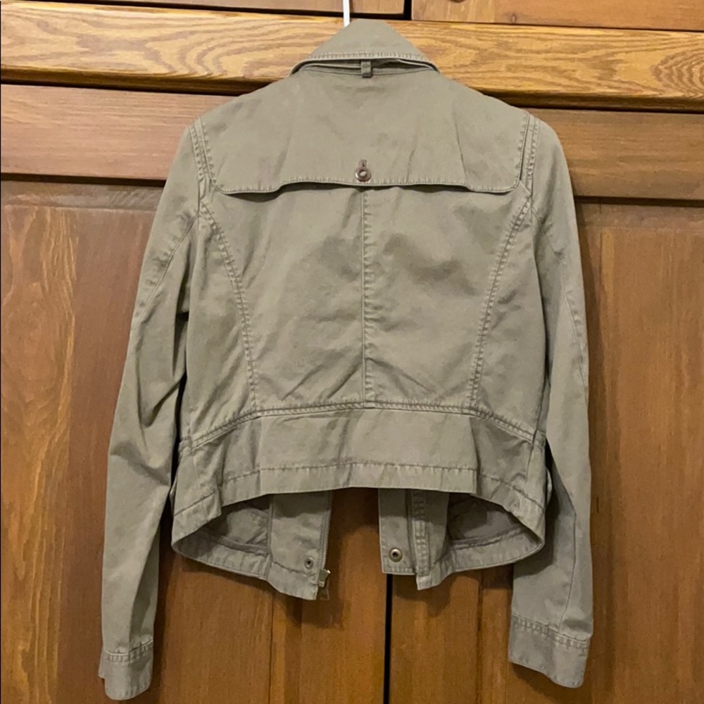 Jacket - Picture 3 of 4